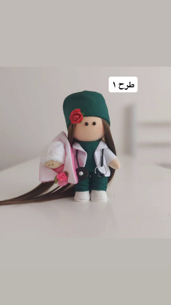 عروسک ۳۵ سانتی کادرِ درمان